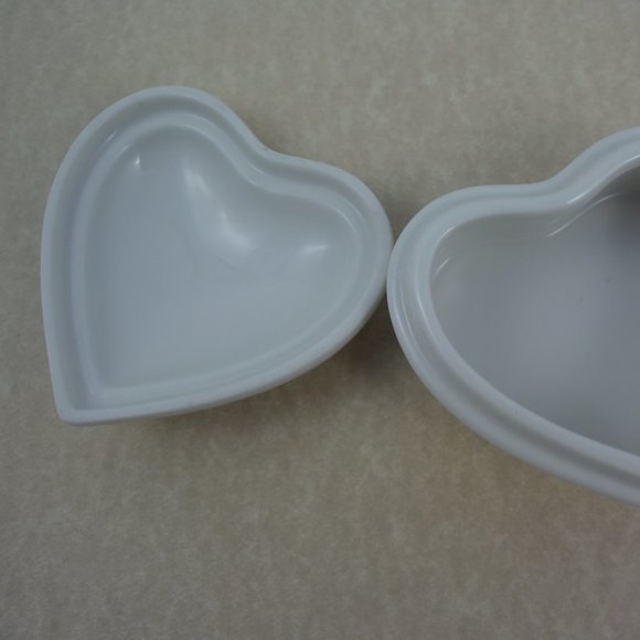 Vintage Botanic Garden "Pansy" Trinket Box by Portmeirion - Picture 5 of 11